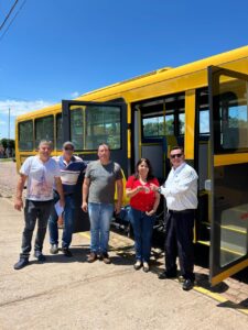 Manoel Viana recebe ônibus escolar do Programa Novo PAC